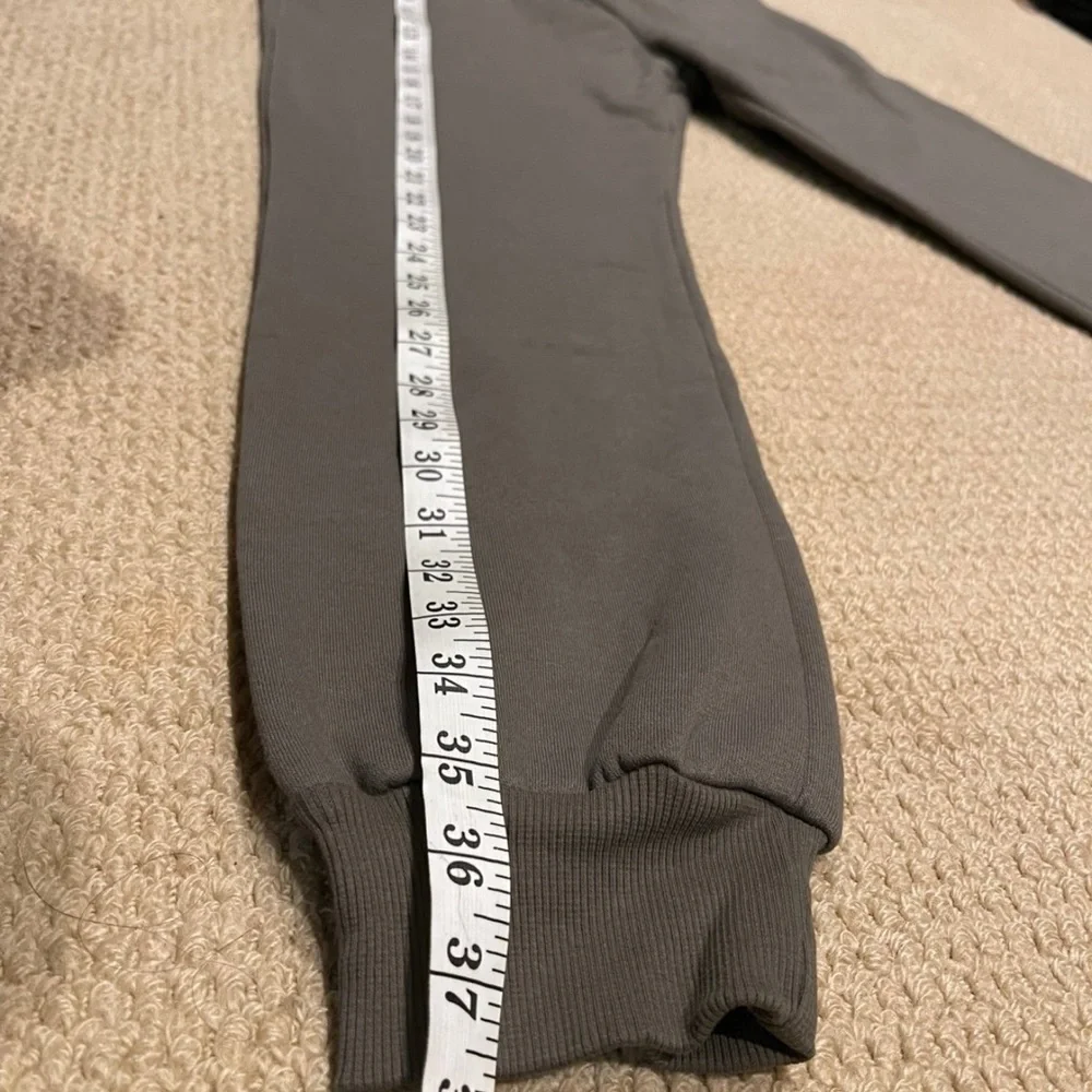 Zara long sleeve sweatsuit set with hoodie Size: XS, S